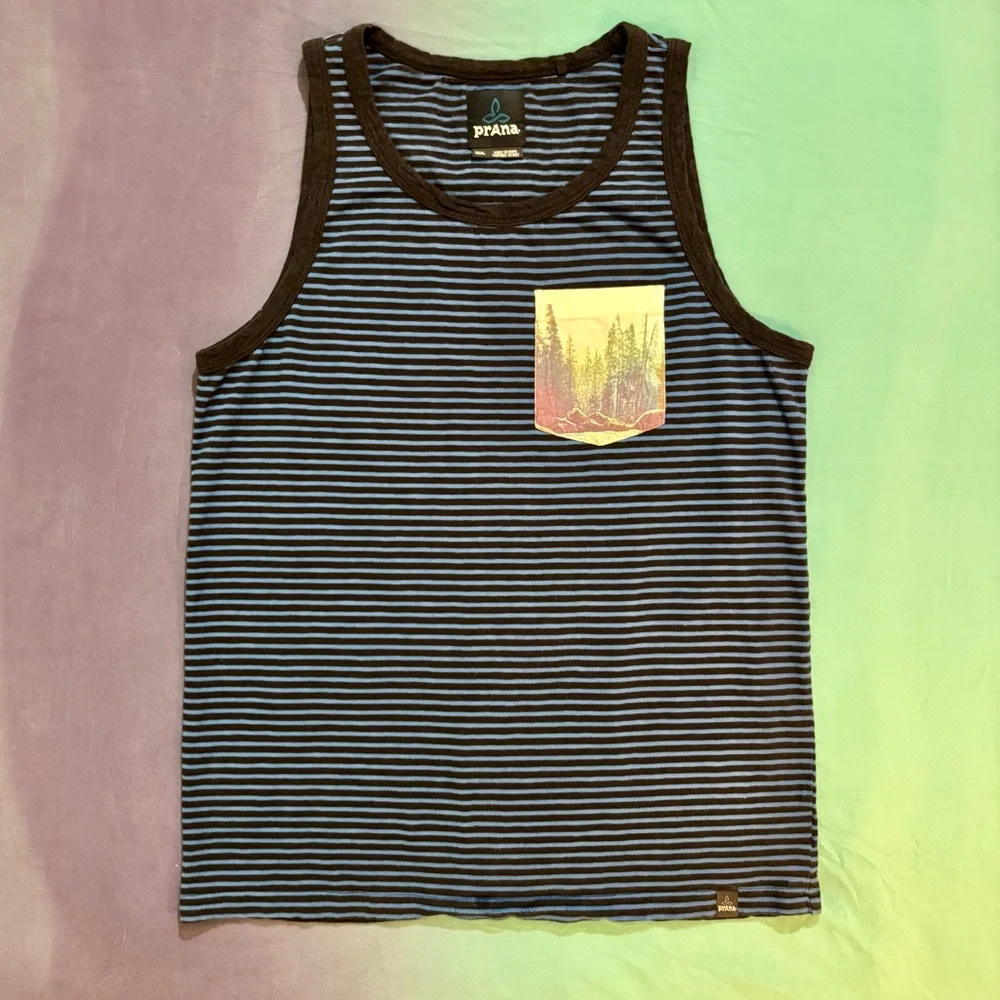 Prana Striped Men’s Tank with contrasting Scenic Pocket Detail - Picture 9 of 12